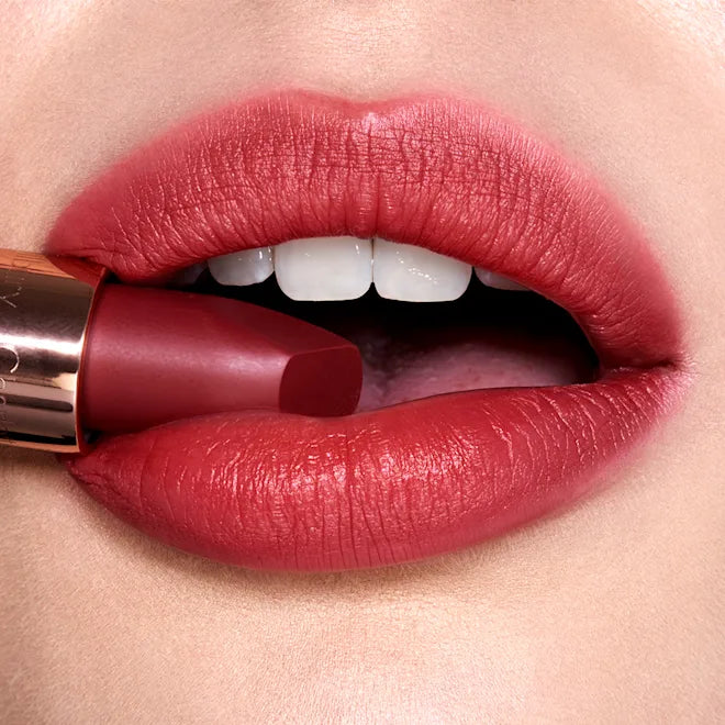 MATTE REVOLUTION LIPSTICK